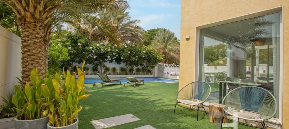 Вилла с 3 спальнями в Jumeirah Park, ОАЭ № 30543 10