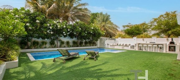 Вилла с 3 спальнями в Jumeirah Park, ОАЭ № 30543 11