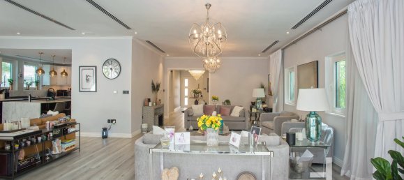 Вилла с 3 спальнями в Jumeirah Park, ОАЭ № 30543 4