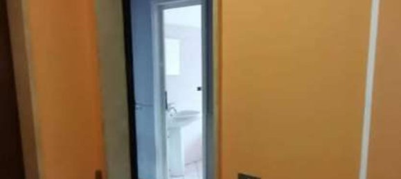 Квартира с 2 комнатами в Чинизелло Бальсамо, Италия № 6619 4