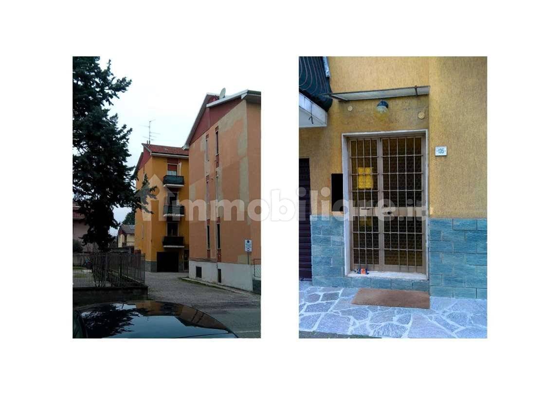 Apartamento de 2 dormitorios en Caronno Pertusella, Italy No. 266059
