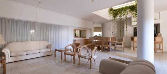 4 غرف نوم عقار تجاري في Limassol, Cyprus رقم 18438 4