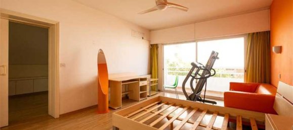 4 غرف نوم عقار تجاري في Limassol, Cyprus رقم 18438 10