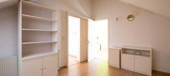 4 غرف نوم عقار تجاري في Limassol, Cyprus رقم 18438 11