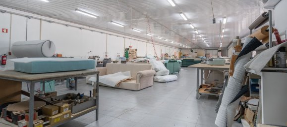  مستودع في Pacos de Ferreira, Portugal 1076متر مربع رقم 52114 21