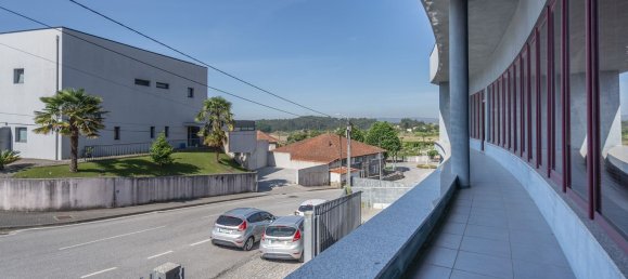  مستودع في Pacos de Ferreira, Portugal 1076متر مربع رقم 52114 10