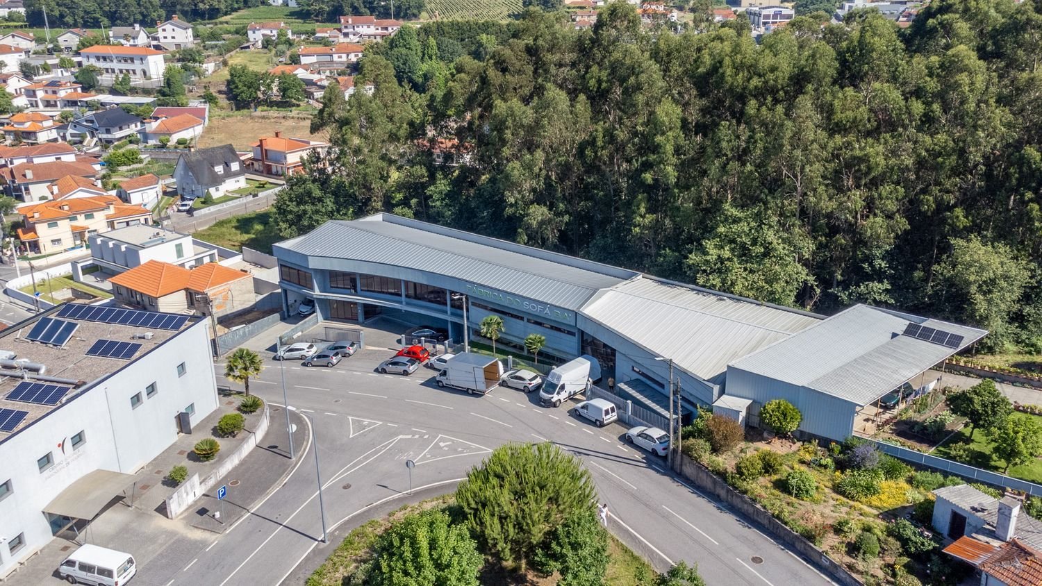  مستودع في Pacos de Ferreira, Portugal 1076متر مربع رقم 52114