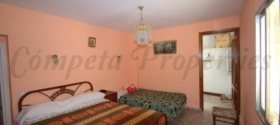 6 bedrooms Townhouse in Arenas, Spain No. 176137 10