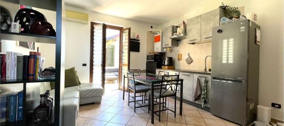 2 chambres Duplex à Cislago, Italy No. 363525 2