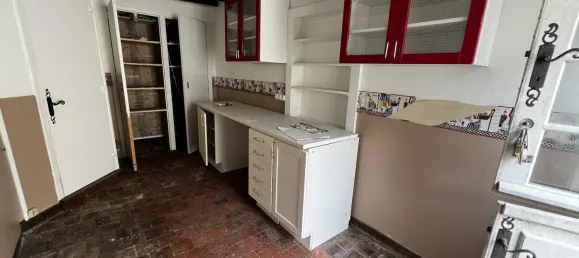 Casa de 4 dormitorios en Nogent-le-Roi, France No. 321917 13