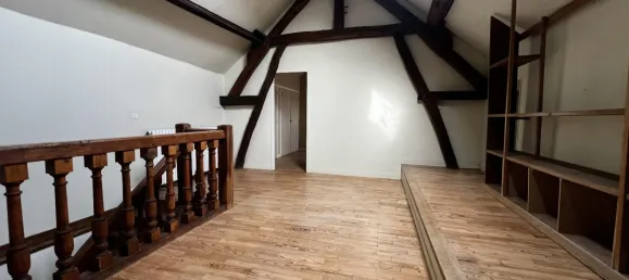 Casa de 4 dormitorios en Nogent-le-Roi, France No. 321917 8