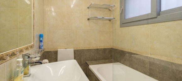 5 bedrooms Villa in Limassol, Cyprus No. 1742 12