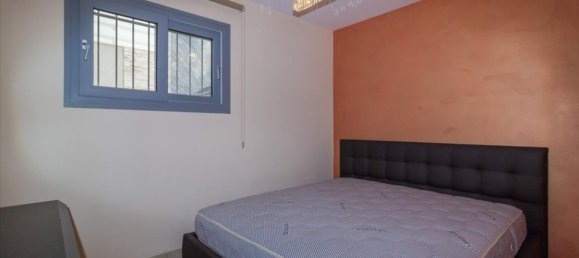 5 bedrooms Villa in Limassol, Cyprus No. 1742 11