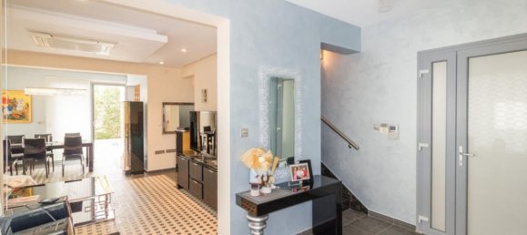 5 bedrooms Villa in Limassol, Cyprus No. 1742 5