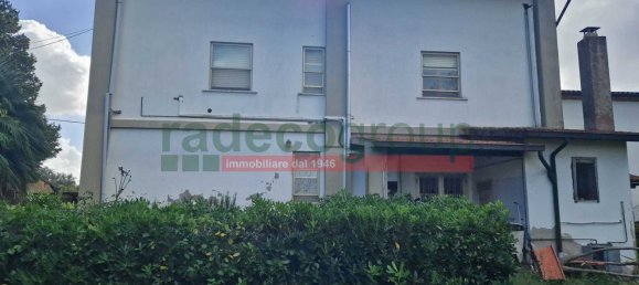 10غرفة منزل في Collesalvetti, Italy رقم 134696 18