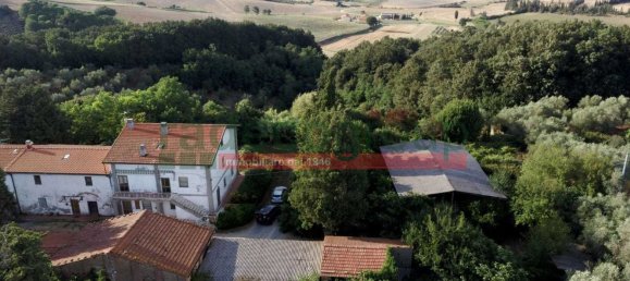 10غرفة منزل في Collesalvetti, Italy رقم 134696 3