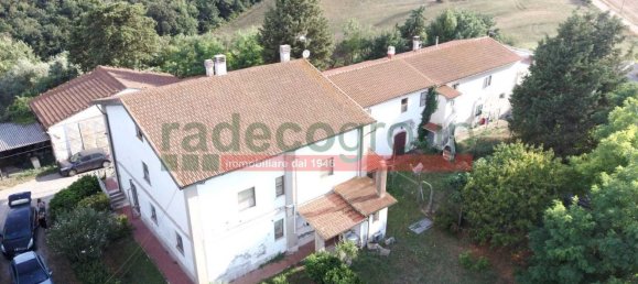 10غرفة منزل في Collesalvetti, Italy رقم 134696 7