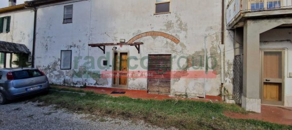 10غرفة منزل في Collesalvetti, Italy رقم 134696 49