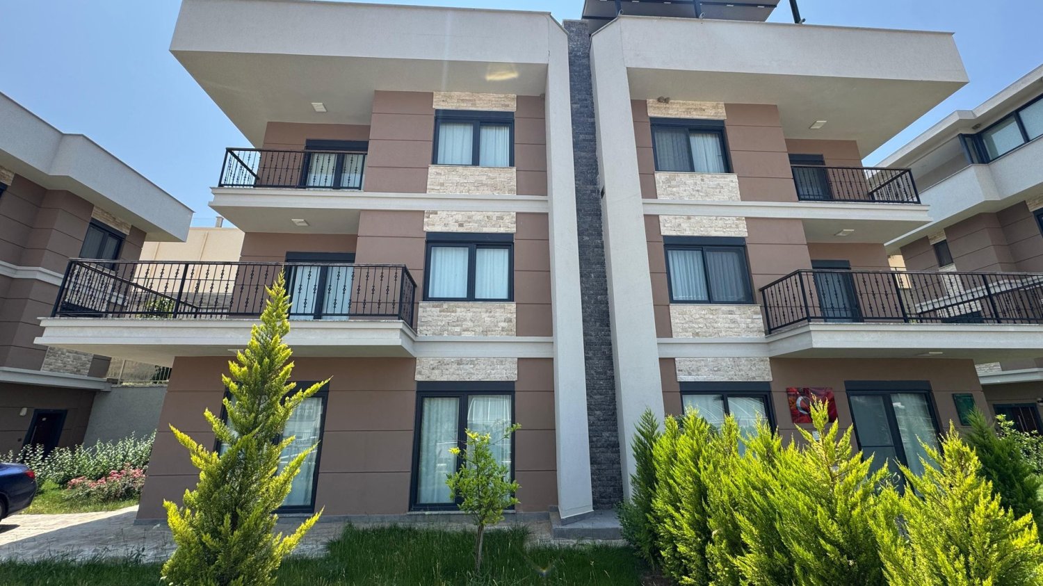 Villa 5+1 in Kargicak, Turkey No. 47980