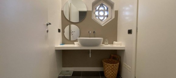 58m² Commercial property in Creazzo, Italy No. 341413 8