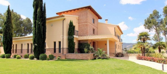 6 bedrooms Villa in Alicante, Spain No. 186391 7
