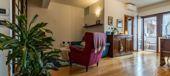 Apartamento de 3 divisões em Marino, Italy N.º 79610 12