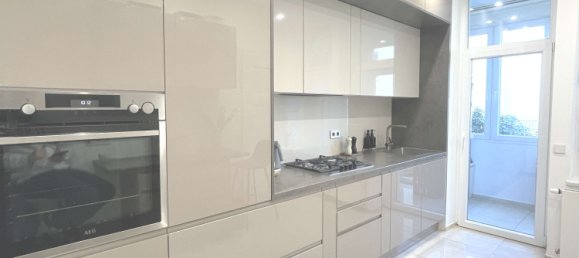 Apartamento de 3 dormitorios en Stuttgart, Germany No. 63438 3