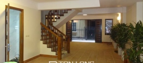 4 Schlafzimmer Haus in Tay Ho, Vietnam, Nr. 3198 10