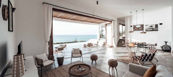 1600m² Commercial property in Gabicce Mare, Italy No. 347293 14