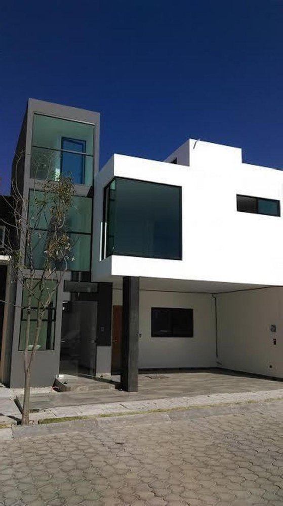 3 bedrooms House in Puebla, Mexico No. 164087