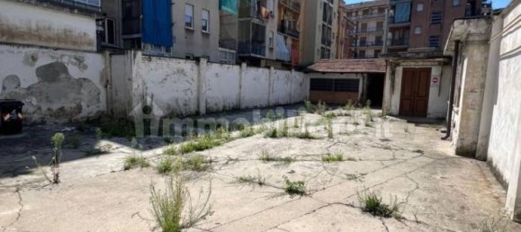 7 bedrooms House in Turin, Italy No. 297877 16