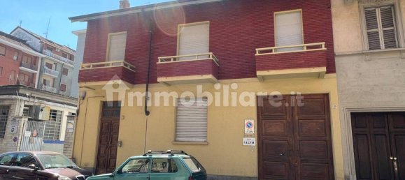 7 bedrooms House in Turin, Italy No. 297877 2