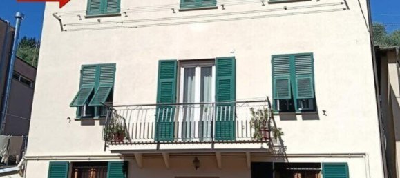 4 Schlafzimmer Wohnung in Serra Riccò, Italy, Nr. 327757 2