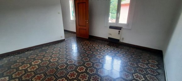4 Schlafzimmer Wohnung in Serra Riccò, Italy, Nr. 327757 9