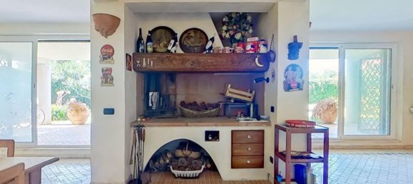 6 rooms Villa in Ladispoli, Italy No. 113648 4