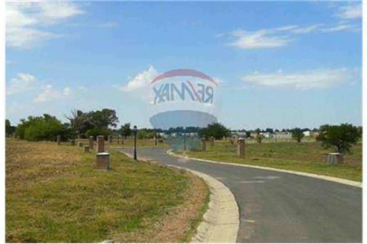  قطعة أرض في Pilar, Argentina رقم 32151