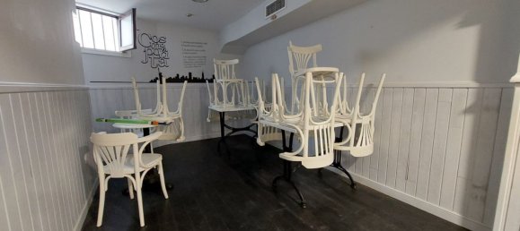 150m² Commercial property in El Astillero, Spain No. 64921 4