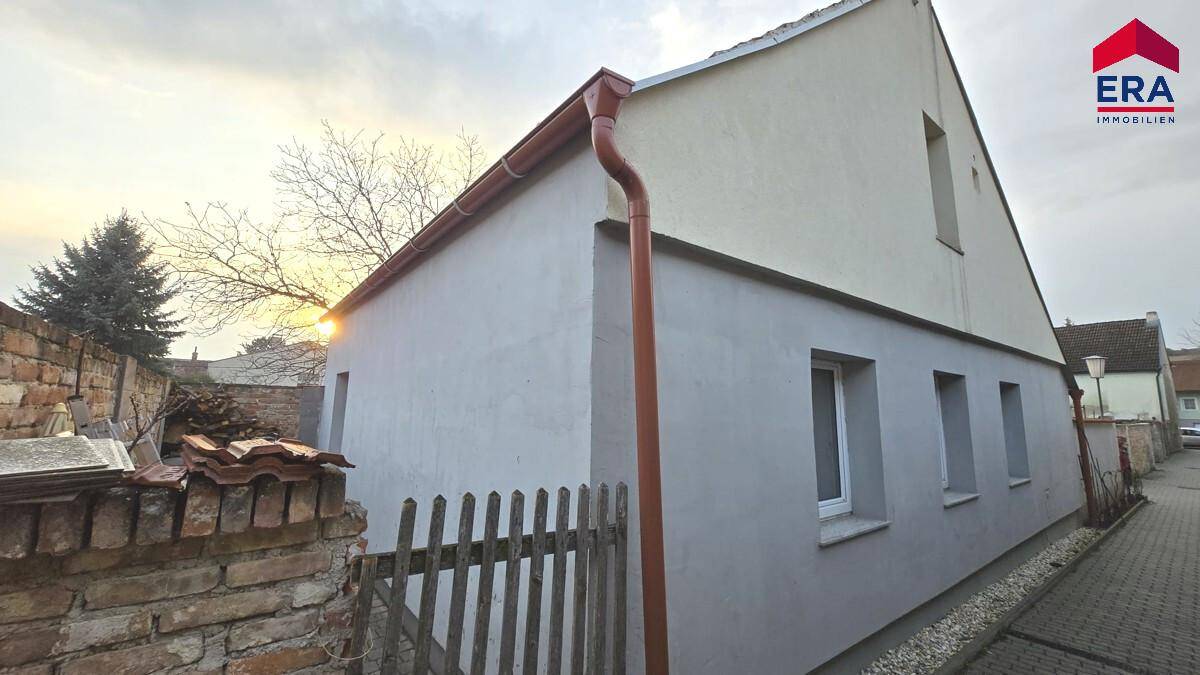 5 rooms House in Poysdorf, Austria No. 139840