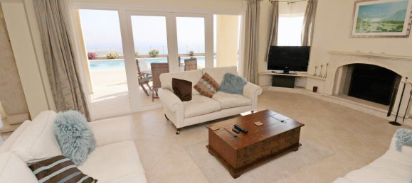 5 bedrooms Villa in Akoursos, Cyprus No. 22018 8