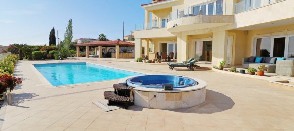 5 bedrooms Villa in Akoursos, Cyprus No. 22018 29
