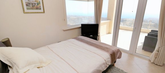 5 bedrooms Villa in Akoursos, Cyprus No. 22018 16