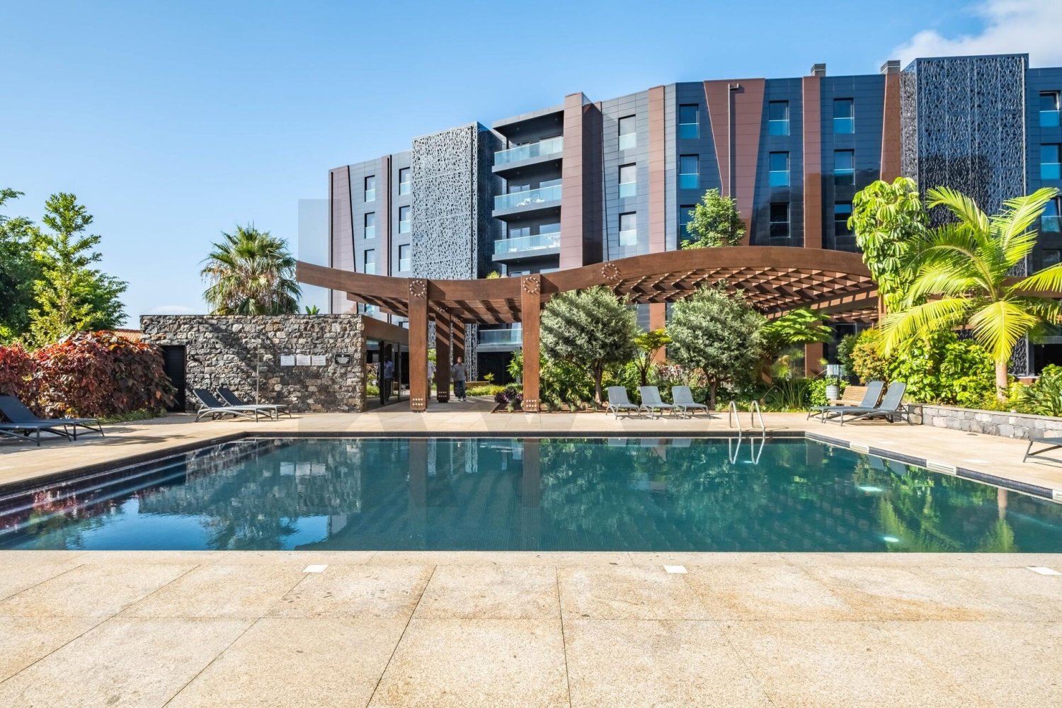 4 bedrooms Apartment in Funchal, Portugal No. 294066