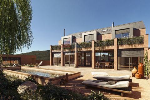 488m² Land in Cascais, Portugal No. 193633