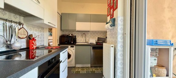 Apartamento de 4 dormitorios en Sanremo, Italy No. 330191 3