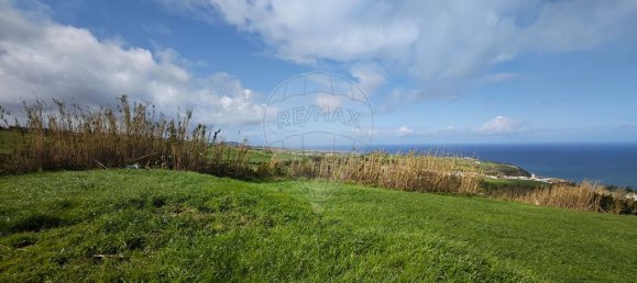 2 bedrooms House in Nordeste, Portugal No. 45353 17