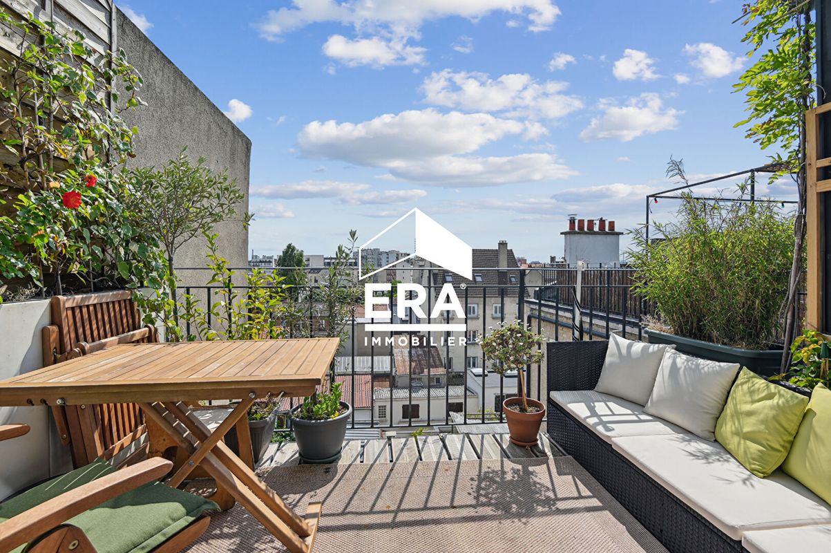 3 bedrooms Duplex in Seine-Saint-Denis, France No. 171032