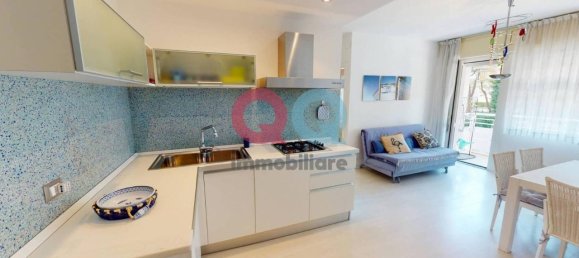 Квартира с 3 комнатами в Удине, Италия № 39396 2