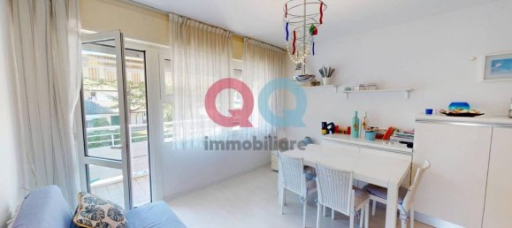 Квартира с 3 комнатами в Удине, Италия № 39396 3