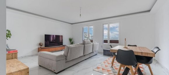 4 Schlafzimmer Doppelhaus in Lyon, France, Nr. 341337 3