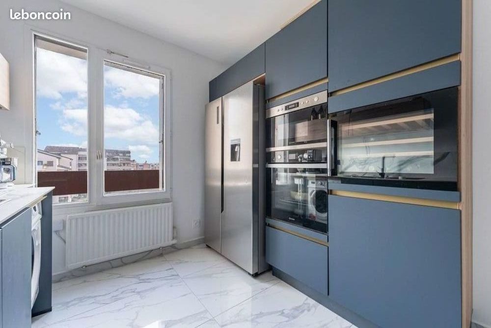 4 Schlafzimmer Doppelhaus in Lyon, France, Nr. 341337